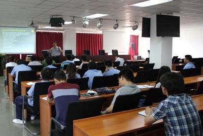 華清弘官方微信正式開通，打造企業管理咨詢一站式服務平臺